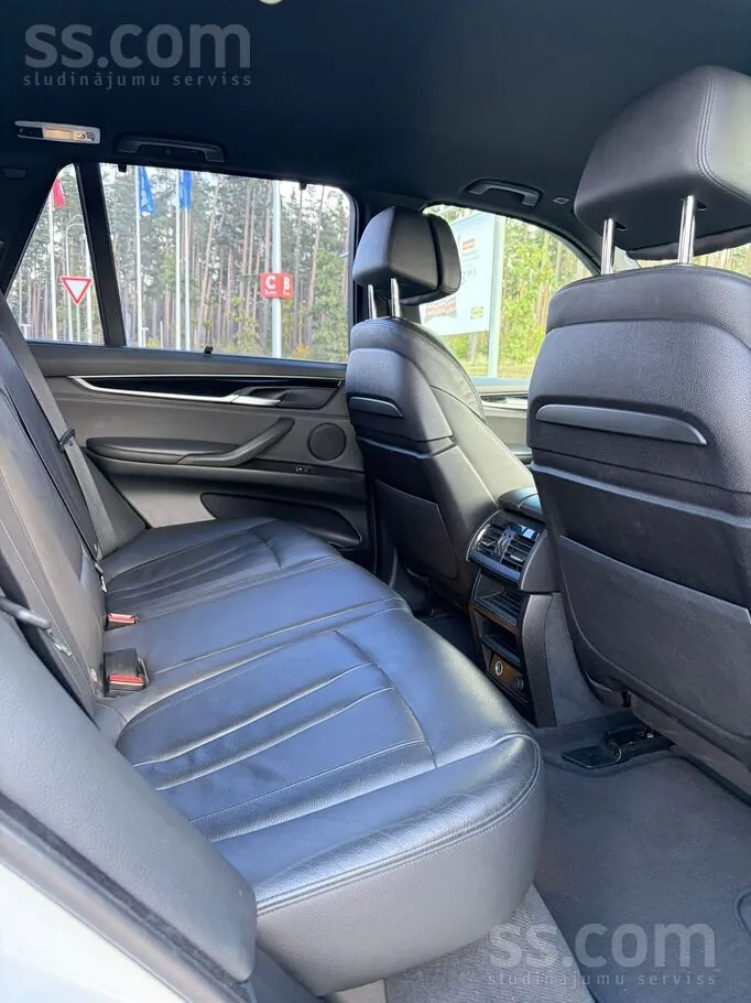 BMW X5 2015 photo 3
