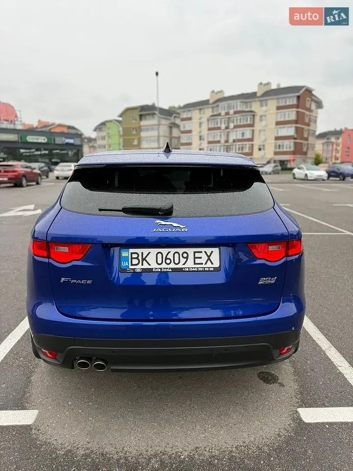Jaguar F-Pace 2020 photo 2