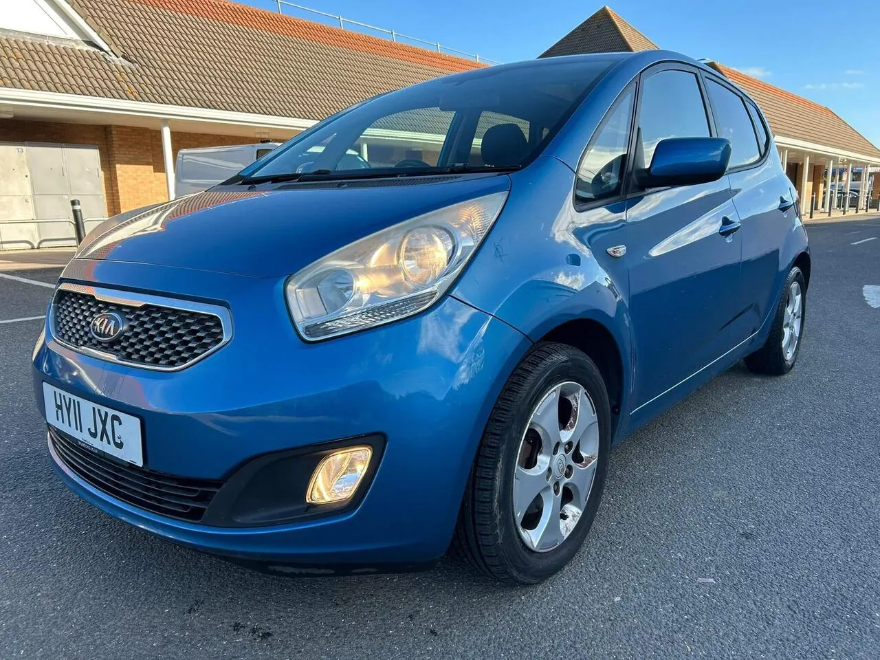 Kia Venga 2011 photo 3