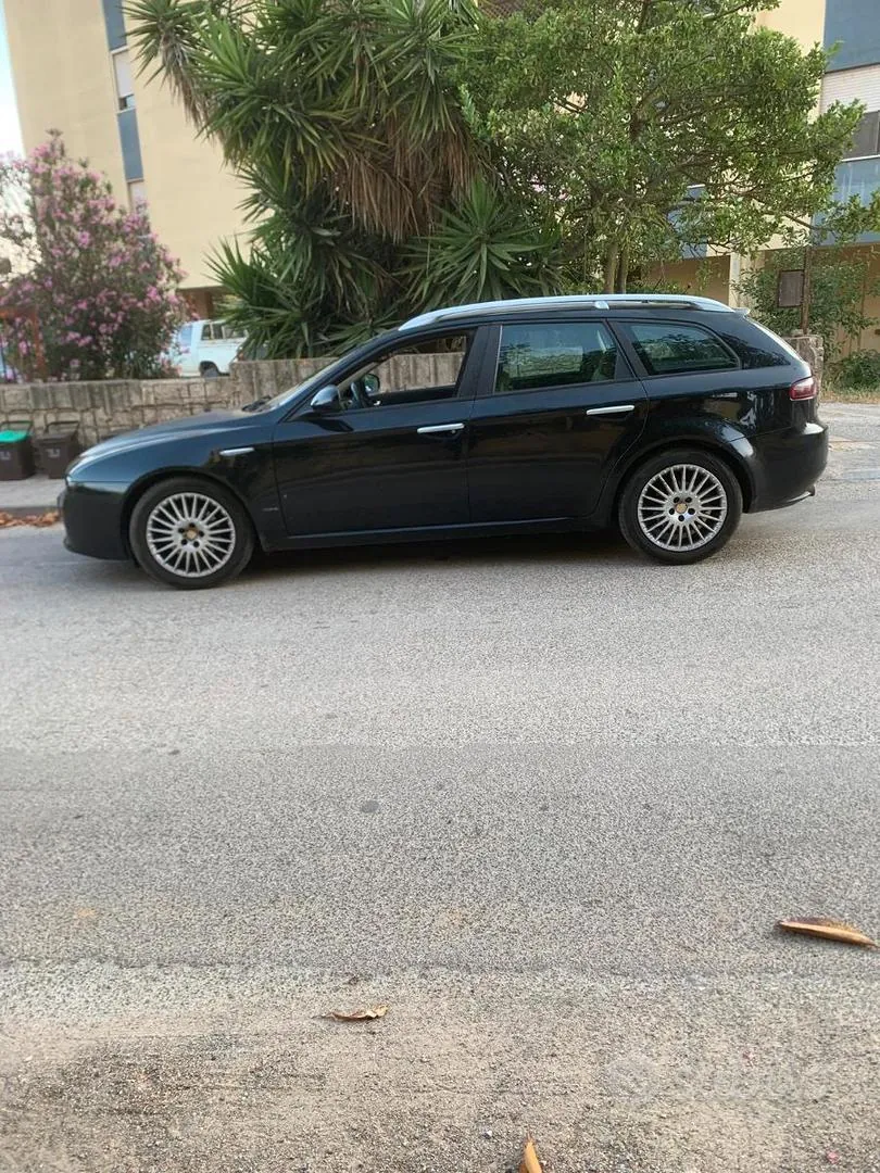 Alfa Romeo 159 2006 photo 2