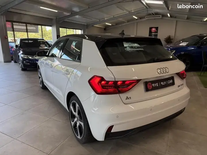 Audi A1 2021 photo 3
