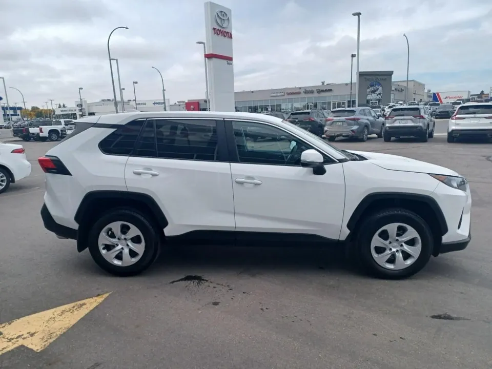 Toyota Rav4 2025 photo 4