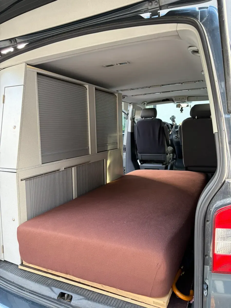 Volkswagen Caravelle 2009 photo 3