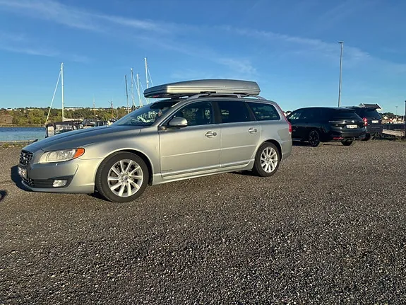 Volvo V70 2014 photo 3