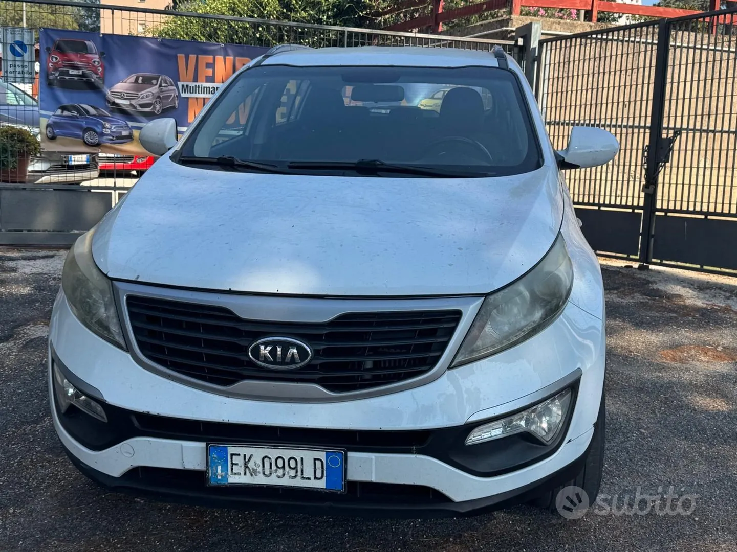 Kia Sportage 2011 photo 2