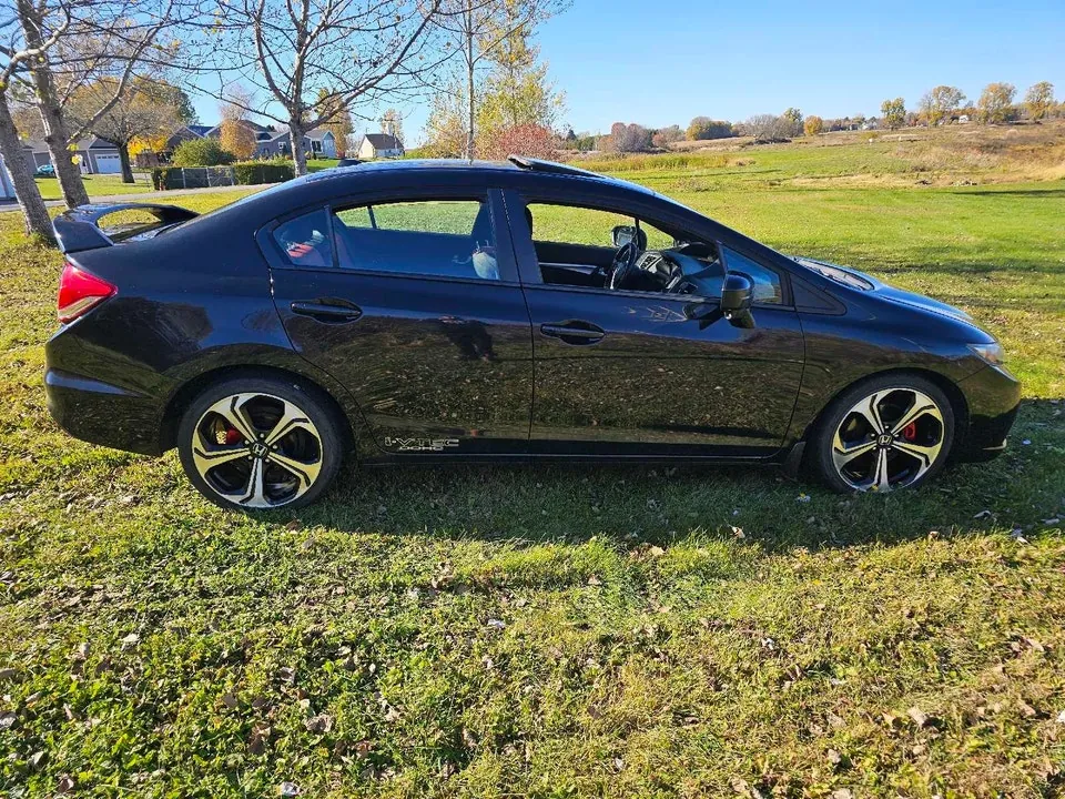 Honda Civic 2015 photo 3