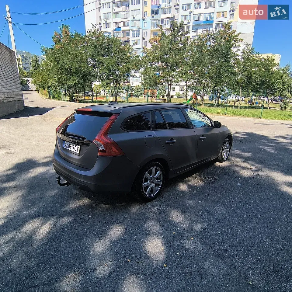 Volvo V60 2011 photo 3