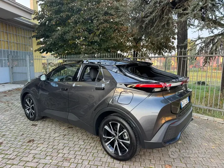 Toyota C-Hr 2024 photo 4