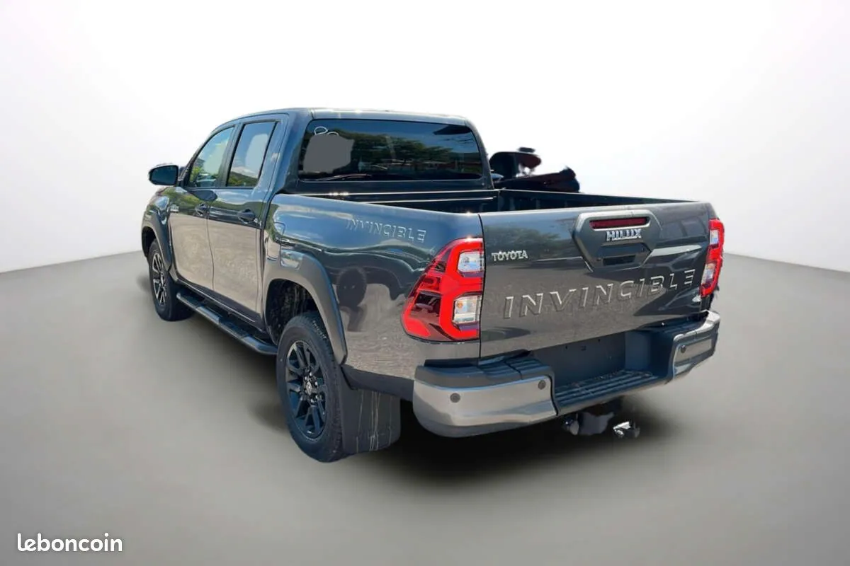 Toyota Hilux 2026 photo 2