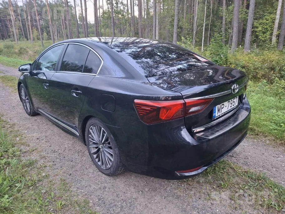 Toyota Avensis 2017 photo 5