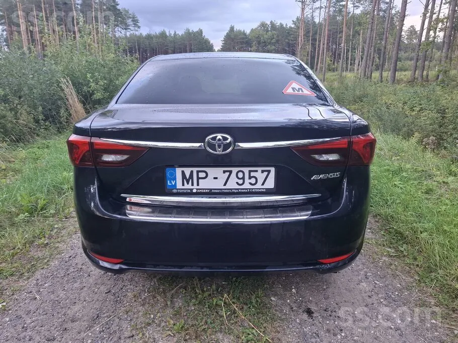 Toyota Avensis 2017 photo 4