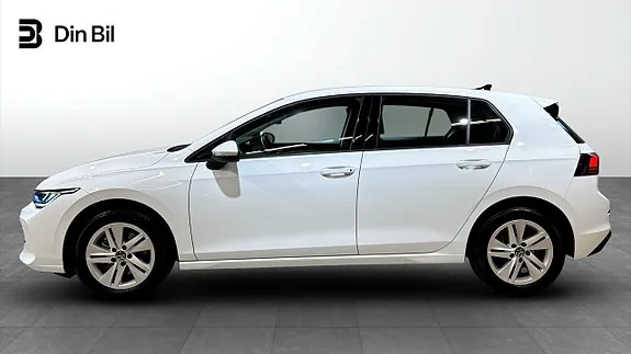 Volkswagen Golf I 2026 photo 2