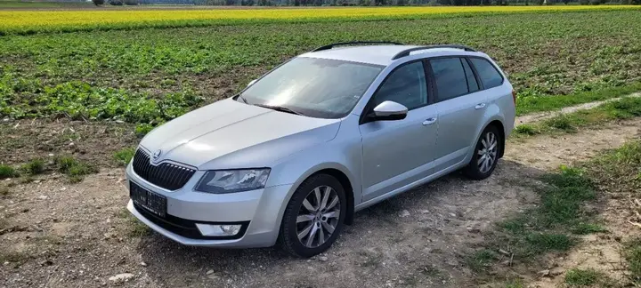 Skoda Octavia 2015 photo 3