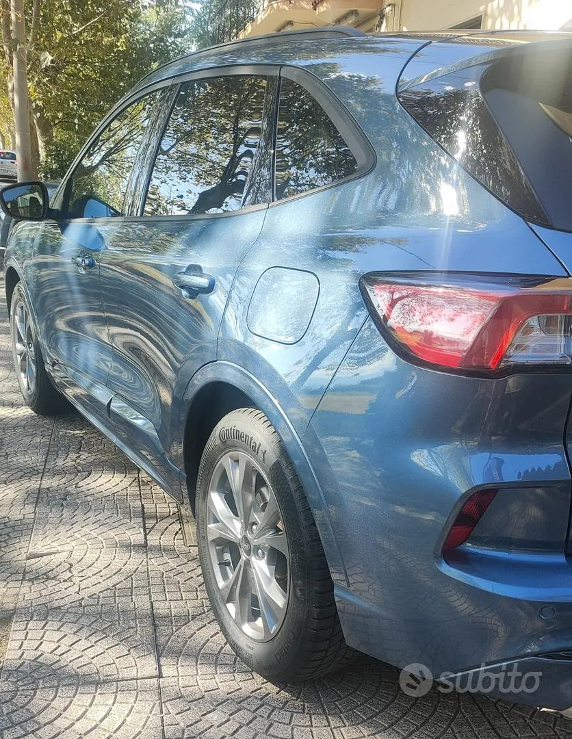 Ford Kuga 2022 photo 4