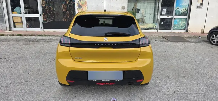 Peugeot 208 2022 photo 4