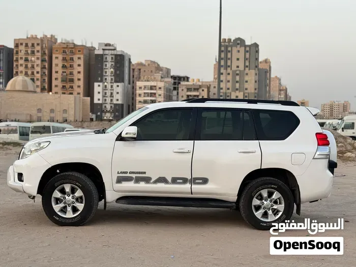Toyota Prado 2012 photo 3