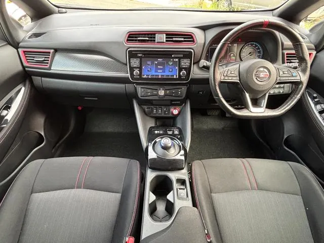 Nissan Leaf 2018 photo 3