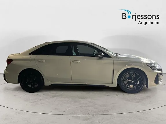 Audi Rs3 2025 photo 2