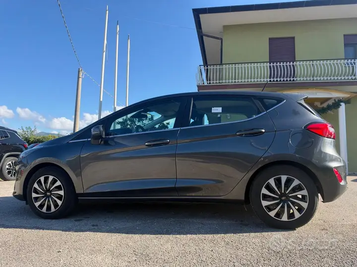 Ford Fiesta 2023 photo 3