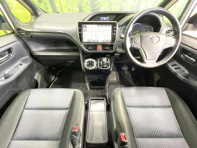 Toyota Corolla Hybrid Zs 2016 photo 2