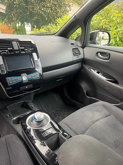 Nissan Leaf 2017 photo 5
