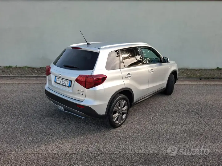 Suzuki Vitara 2021 photo 4
