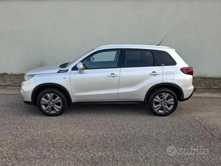 Suzuki Vitara 2021 photo 2