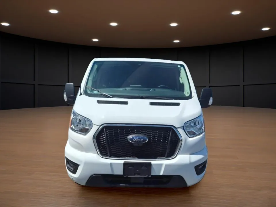 Ford Transit 2022 photo 2