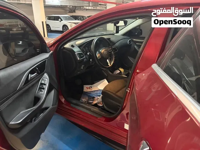 Infiniti Q30 2017 photo 3