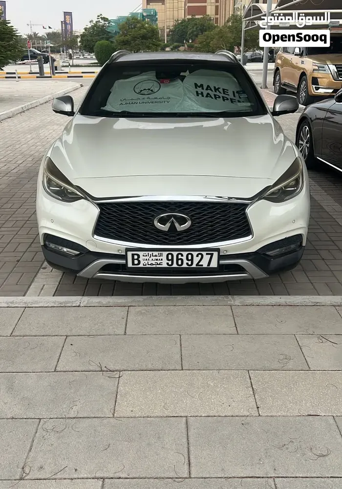 Infiniti Q30 2017 photo 5
