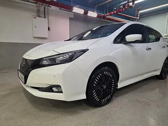 Nissan Leaf 2024 photo 2