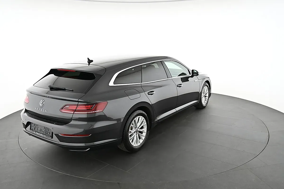 Volkswagen Arteon 2023 photo 2