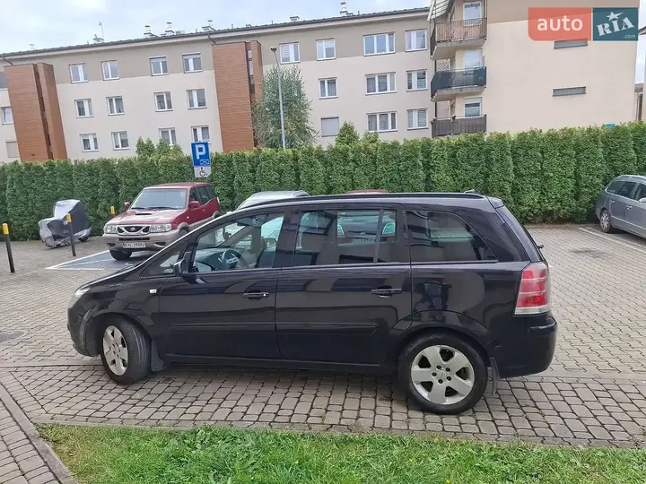 Opel Zafira 2007 photo 2