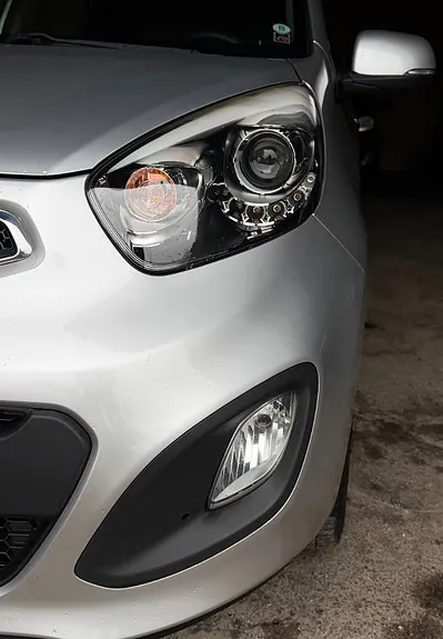 Kia Picanto 2011 photo 2