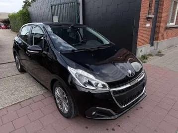 Peugeot 208 2018 photo 2
