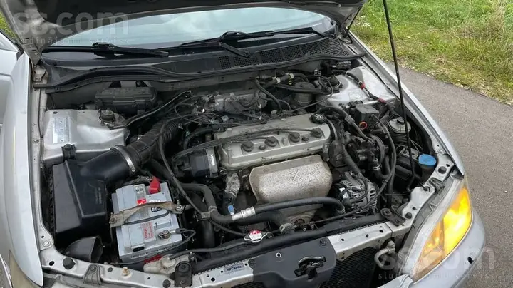 Honda Accord 1999 photo 2
