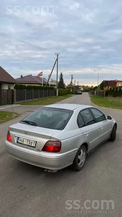 Honda Accord 1999 photo 5