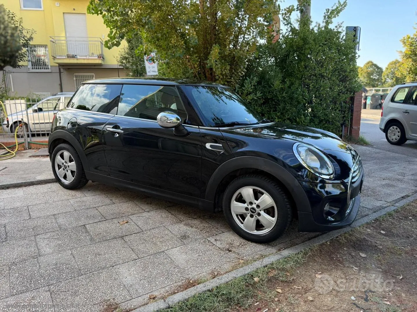 Mini Mini