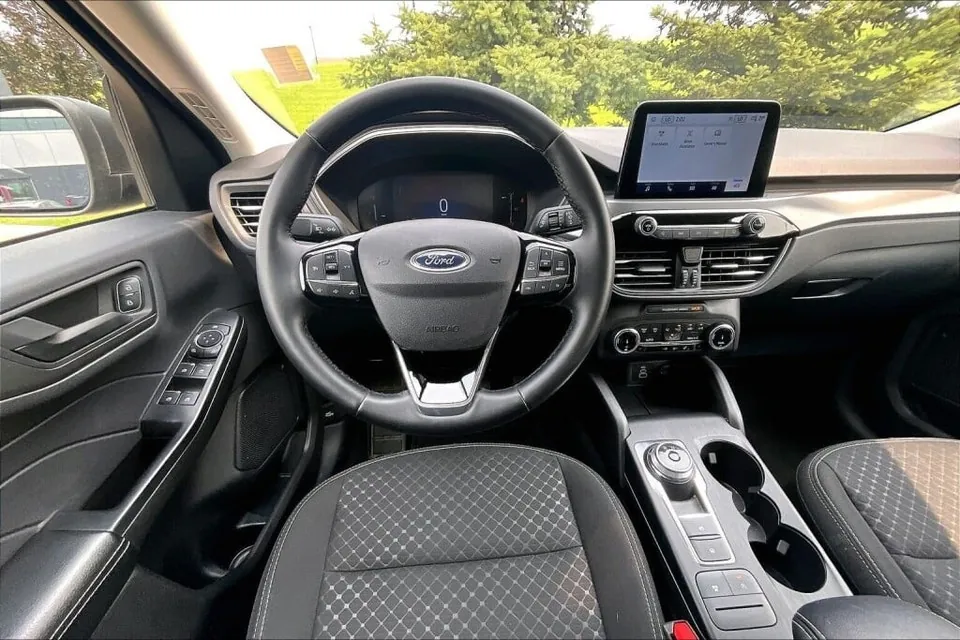 Ford Escape 2025 photo 5