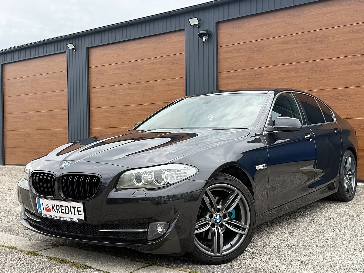 BMW 5 Series 2012 photo 2