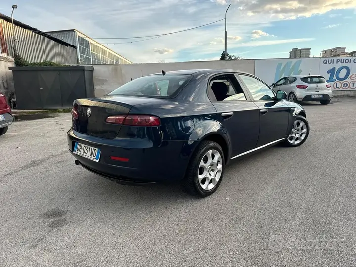 Alfa Romeo 159 2007 photo 5