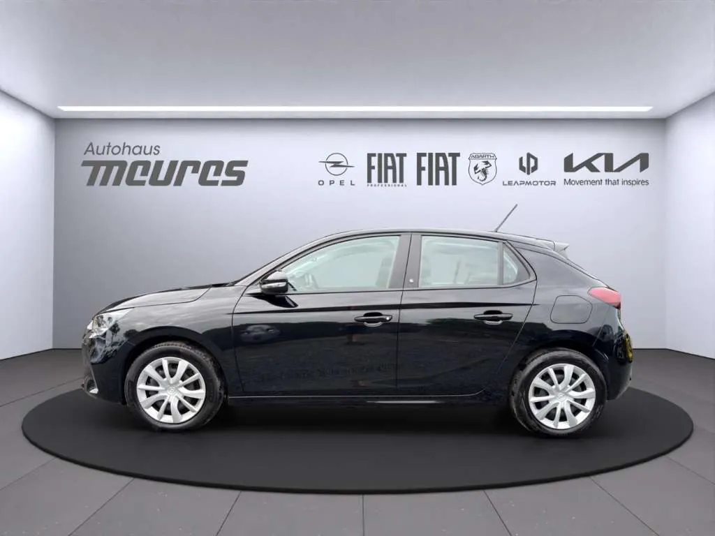 Opel Corsa E 2021 photo 2