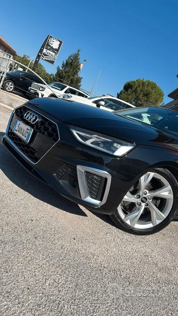 Audi A4 Avant 2022 photo 2