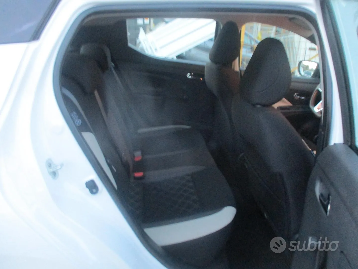 Nissan Micra 2018 photo 5