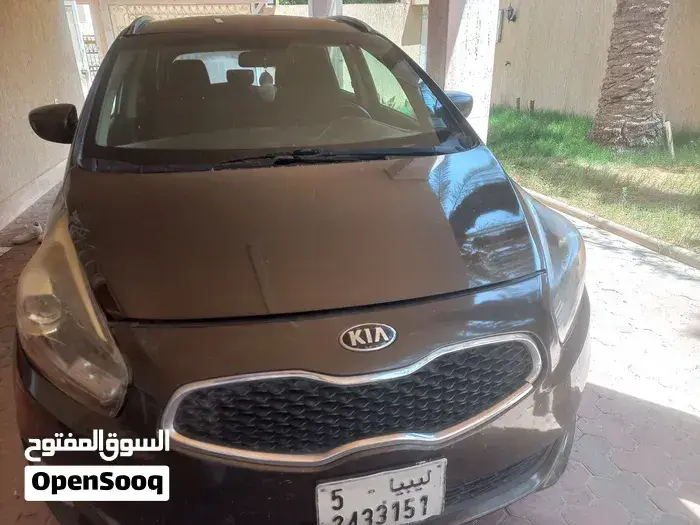 Kia Carens 2014 photo 3