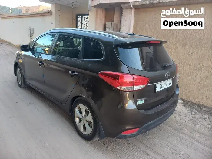 Kia Carens 2014 photo 2