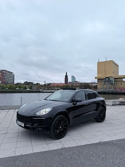 Porsche Macan S 2015 photo 2