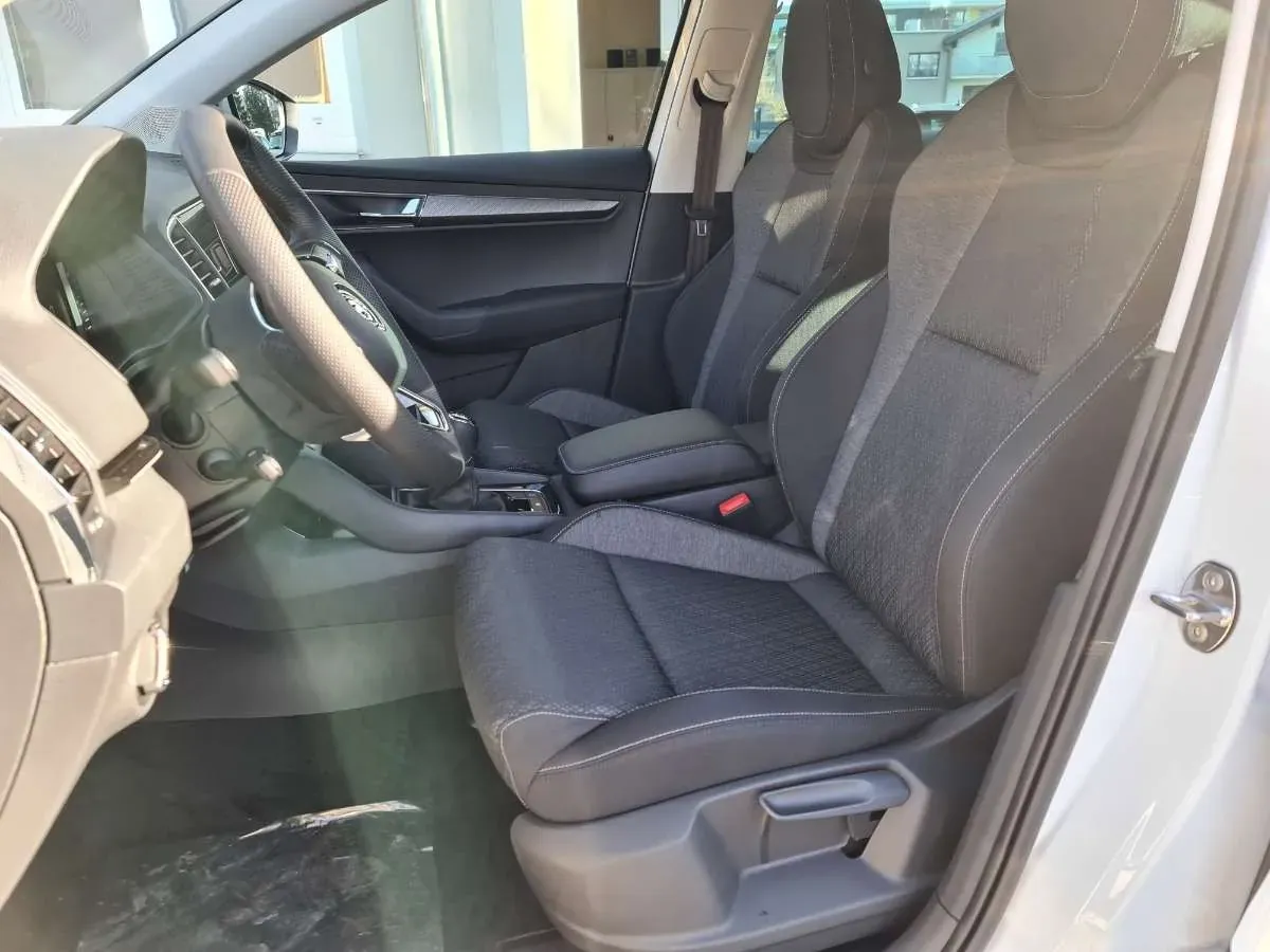 Skoda Karoq 2023 photo 5