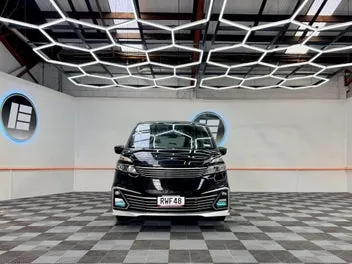 Nissan Serena 2017 photo 3