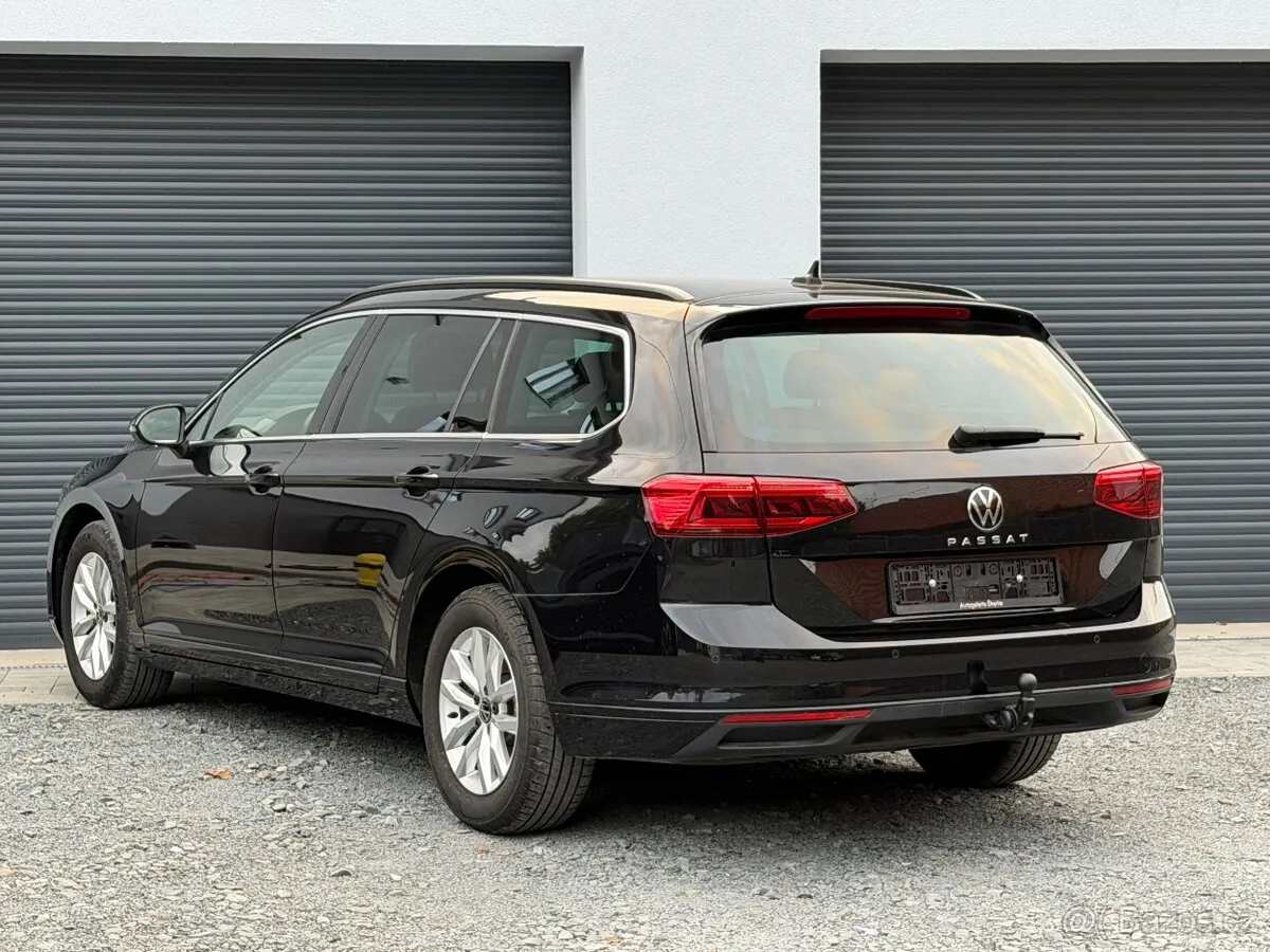 Volkswagen Passat 2023 photo 4